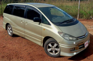 Toyota Estima L Aeras 7-Seater Minivan - 2002